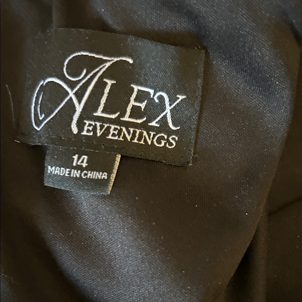 Alex Evenings Elegant Black Gown Size 14 - Picture 4 of 4